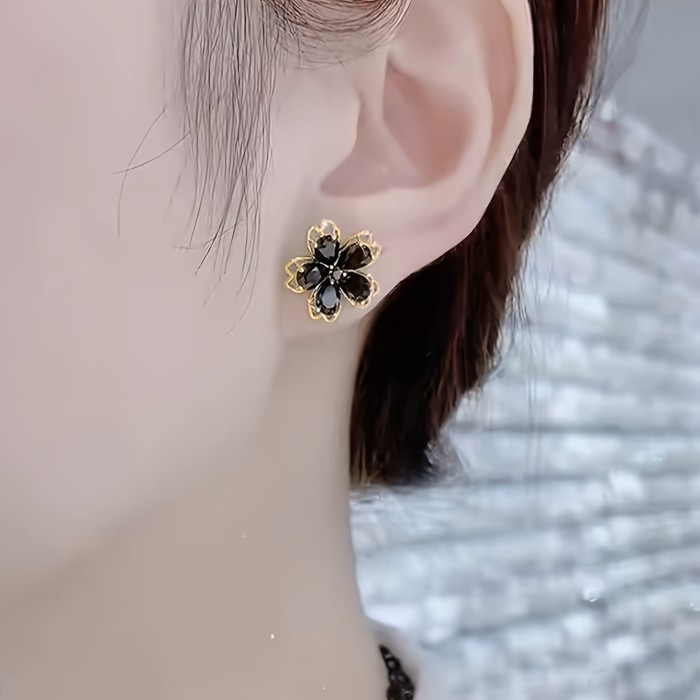 Temperament Black Color Flower Stud Earrings Simple Style Zinc Alloy Ear Piercing Jewelry（Buy one, get one free！）
