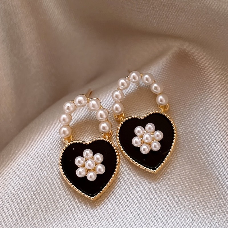 Cute Faux Pearl and Love Heart Earrings Delicate Ear Jewelry For Women trendy female gift