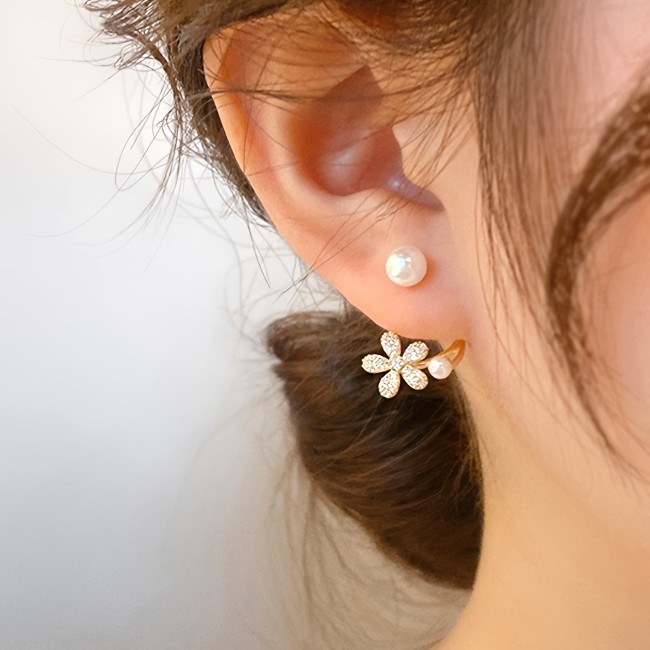 Exquisite Golden Flower With Shiny Zircon Faux Pearl Decor Stud Earrings Elegant Simple Style Alloy Jewelry Trendy Female Gift
