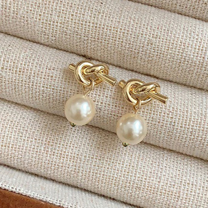 2Pcs Exquisite Elegant Knotted Cross Fashion Luxury Faux Pearl Copper Golden Earrings Dangles Women Daily Prom Wedding Gift