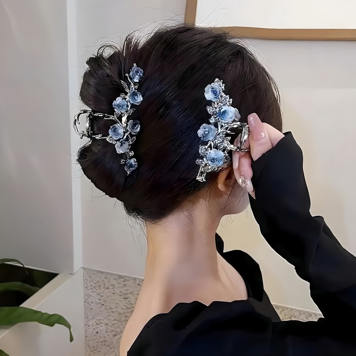 Rose Floral Metal Claw Clip Gothic Punk Style for Women, Hollow Flower Design, Large Metal Clasp Accessory for Ages 14+, Single Piece Solid Color Hair Ornament