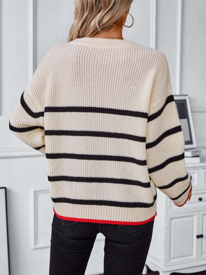 Red cuff striped loose knit sweater
