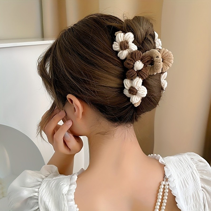 1pcs\u002F2pcs Vintage Flower Decor Hair Claw Clip, Autumn And Winter Knitted Shark Clip, Hair Accessories For Women Female