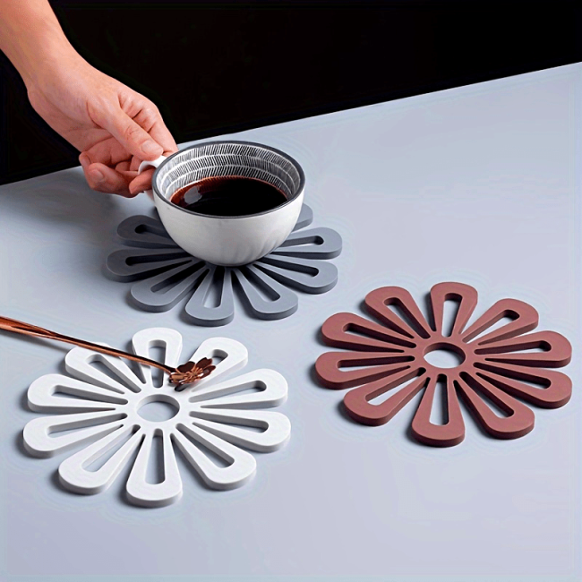 1pc Heat Resistant Heat Insulation Pad, Thickened Table Anti-Scald Dish Pad, Nordic Household Anti-Slip Tea Coaster, Pattern Silicone Pad