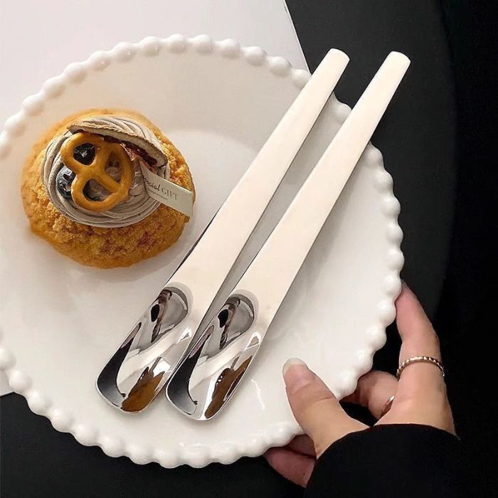 2pcs New Minimalist Korean Version Household Solid Color High-end Flat Headed Spoon Household Nordic Style Internet Red Spoon Dumpling Picking Filling Spoon Long Handled Ice Cream Spoon Cake Dessert Spoon