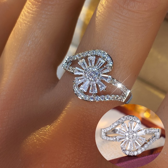 Elegant Floral Zirconia Ring - Chic & Versatile Women's Fashion Accessory, Perfect for Casual Attire or Gifting