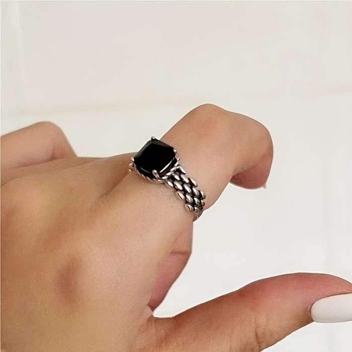 Elegant Vintage-Inspired Alloy Ring with Adjustable Open Design - Perfect for Casual Attire & Parties