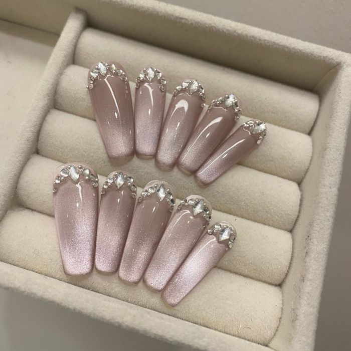 10 Pieces of High-Quality, Handcrafted, Long Stiletto Nail Tips with Sparkling Rhinestones in Pink Hues - Perfect for a Glamorous Look!