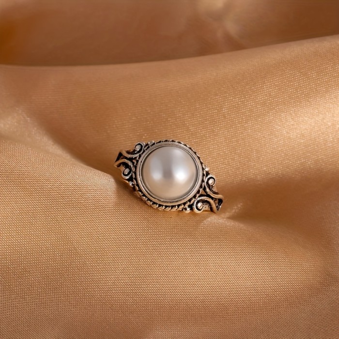 Elegant Vintage-Inspired Silvery-Plated Copper Ring with Faux Pearl - Perfect for Engagements, Anniversaries & Casual Attire
