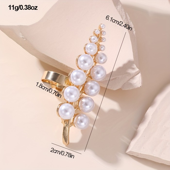 Elegant Faux Pearl & Leaf Hollow Flower Ring - Starfish Charm, Vintage-Inspired Alloy Statement Piece for Women - Perfect for Parties & Gifts