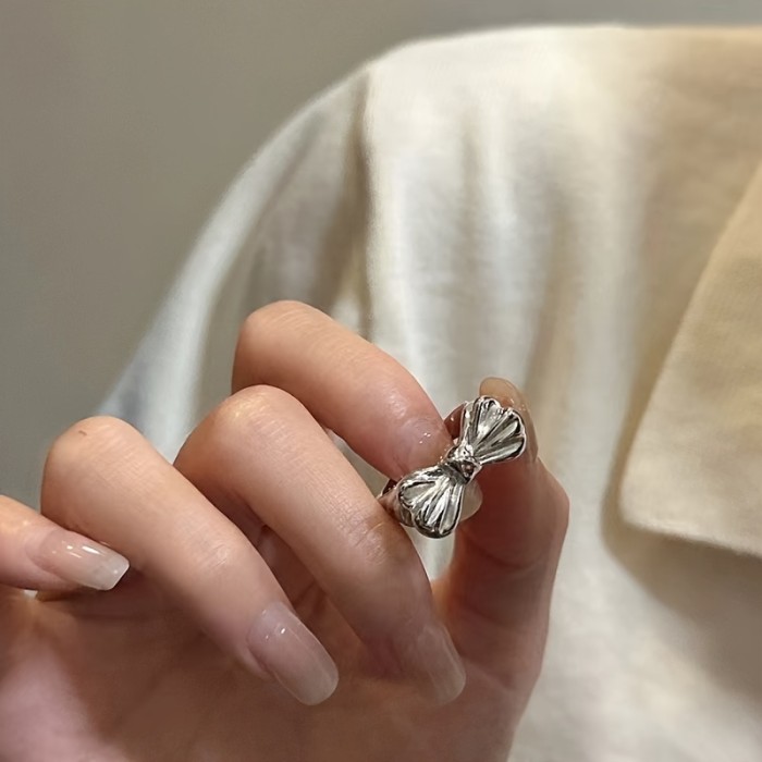 Vintage Elegant Bowknot Ring for Women, Silver Plated Copper, Adjustable Butterfly Knot Stackable Index Finger Ring, Versatile for Daily Wear & Parties - No Stone Design