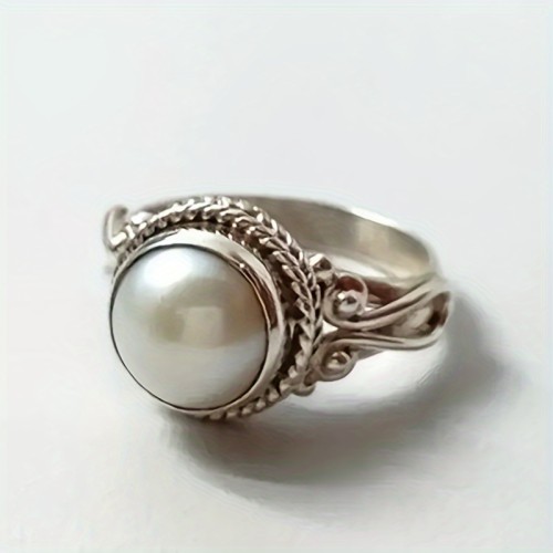 Elegant Vintage-Inspired Silvery-Plated Copper Ring with Faux Pearl - Perfect for Engagements, Anniversaries & Casual Attire