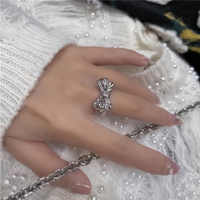 Vintage Elegant Bowknot Ring for Women, Silver Plated Copper, Adjustable Butterfly Knot Stackable Index Finger Ring, Versatile for Daily Wear & Parties - No Stone Design