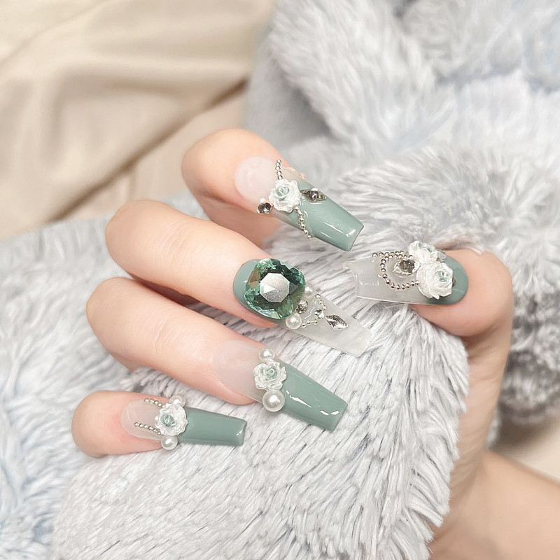 Handmade Nails Elegant 3D Green Gem and Floral Press-On Nails, Luxurious Rhinestone and Pearl Embellished False Nails, Chic Manicure for Special Occasions