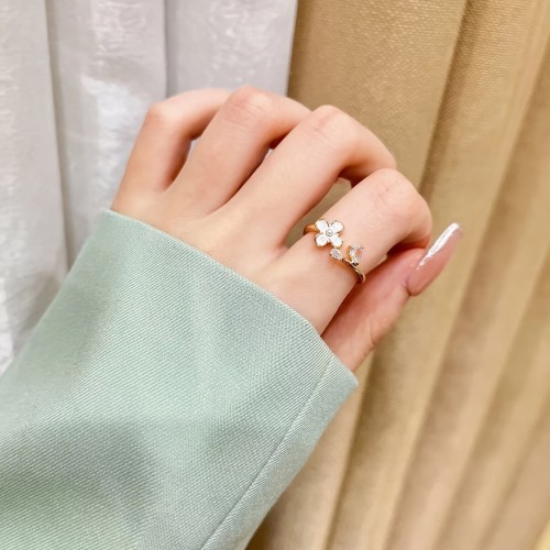Elegant Adjustable Flower Ring With Faux Pearls - Vintage-Inspired Zirconia Accents, Perfect For Everyday & Party Wear