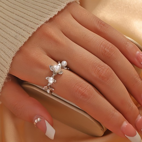 Elegant Vintage-Inspired Butterfly Ring with Faux Pearls - Adjustable Open Design, Perfect for Casual Attire