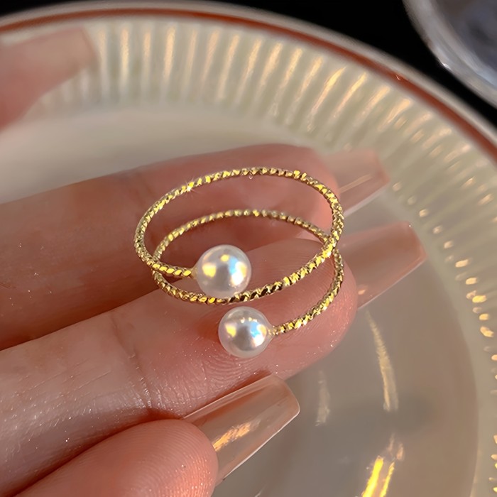 Elegant Adjustable Open Ring with Faux Pearl - Chic & Simple Design for Women, Perfect for Parties and Casual Wear