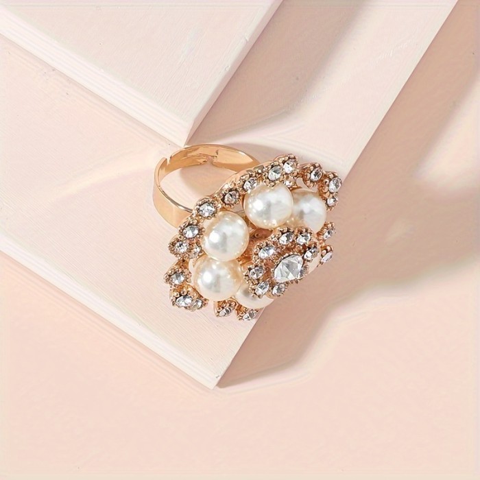 Elegant Vintage-Inspired Pearl & Rhinestone Statement Ring - Perfect for Parties, Banquets, and Everyday Glamour