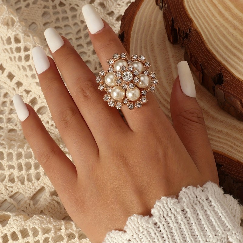 Elegant Vintage-Inspired Pearl & Rhinestone Statement Ring - Perfect for Parties, Banquets, and Everyday Glamour