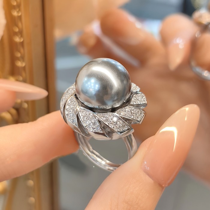 Elegant Vintage-Inspired Adjustable Ring with Grey Faux Pearl & Cubic Zirconia - Perfect for Daily Wear or Weddings