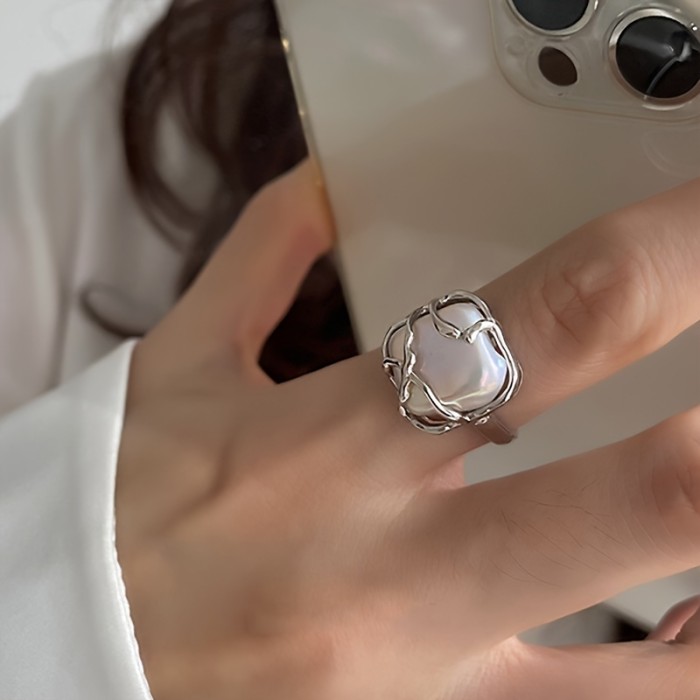 Elegant Vintage Style Adjustable Open Ring with Synthetic Irregular Pearl Accent – Copper Construction, Statement Fashion Jewelry for Women, Versatile for Daily Wear, No Plating, Plastic Mosaic Design