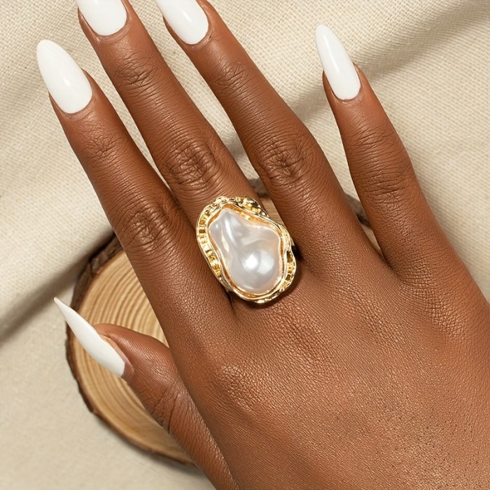 1pc Baroque Style Adjustable Faux Pearl Ring, Golden Shell Design, Unique Shape, Vintage Vacation Accessory For Spring\u002FSummer Season