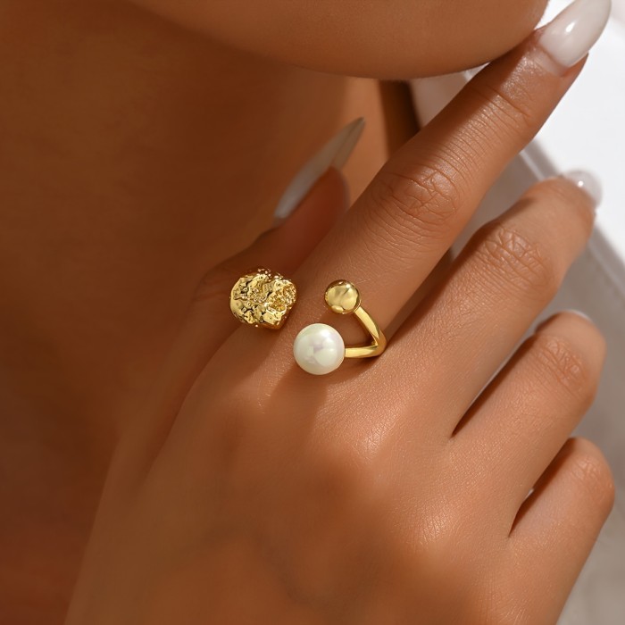 Elegant Faux Pearl Open Ring - Chic Pleated Design, Versatile for Casual Attire or Gifting