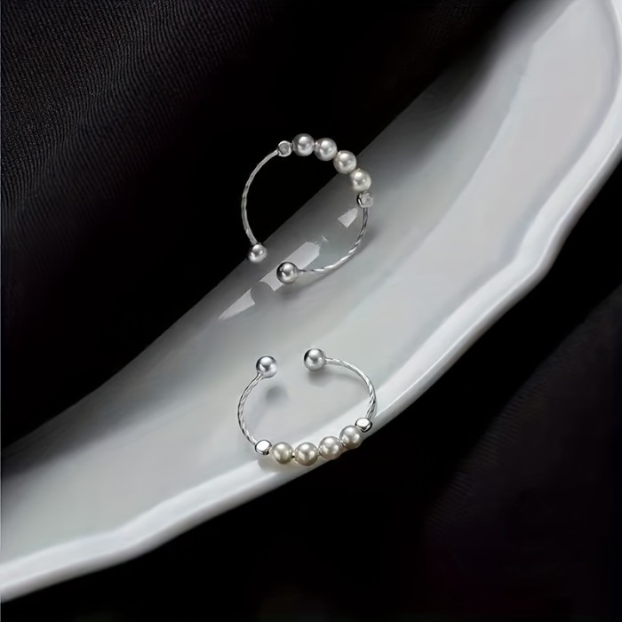Elegant Adjustable Faux Pearl Ring - Simple Style, Copper Material with Imitation Pearl Inlay, No Plating, for Parties, All-Season Wear, Women's Fashion Accessory