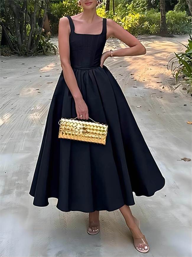Elegant Strapless Maxi Dress With Pleated Design And Small Collar Scarf Copy