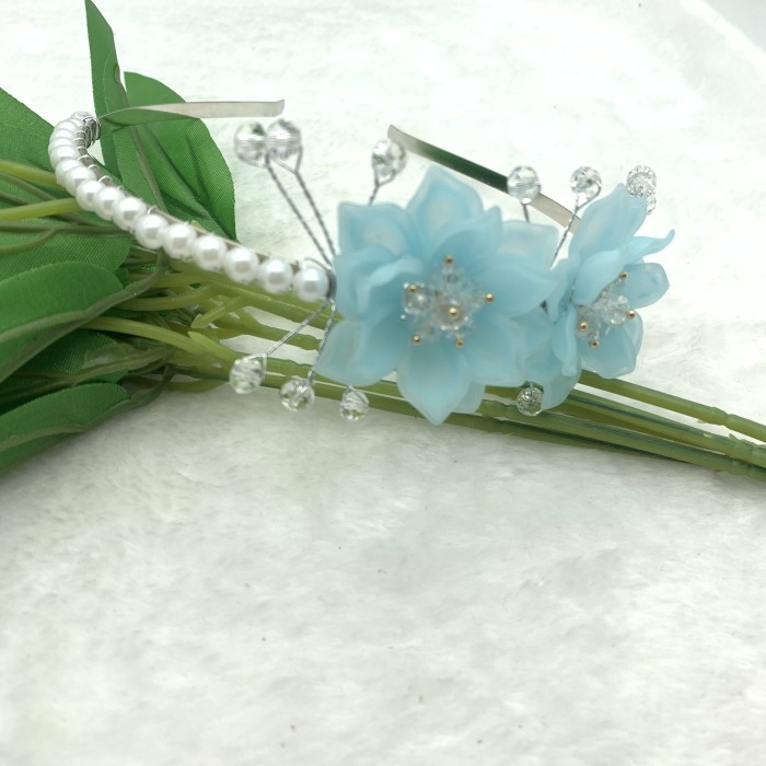 Elegant Floral Bridal Headband with Faux Pearls and Crystals, 1pc Alloy Wedding Hair Accessory, No Feather, Sophisticated Flower Pearl Tiara for Special Occasions