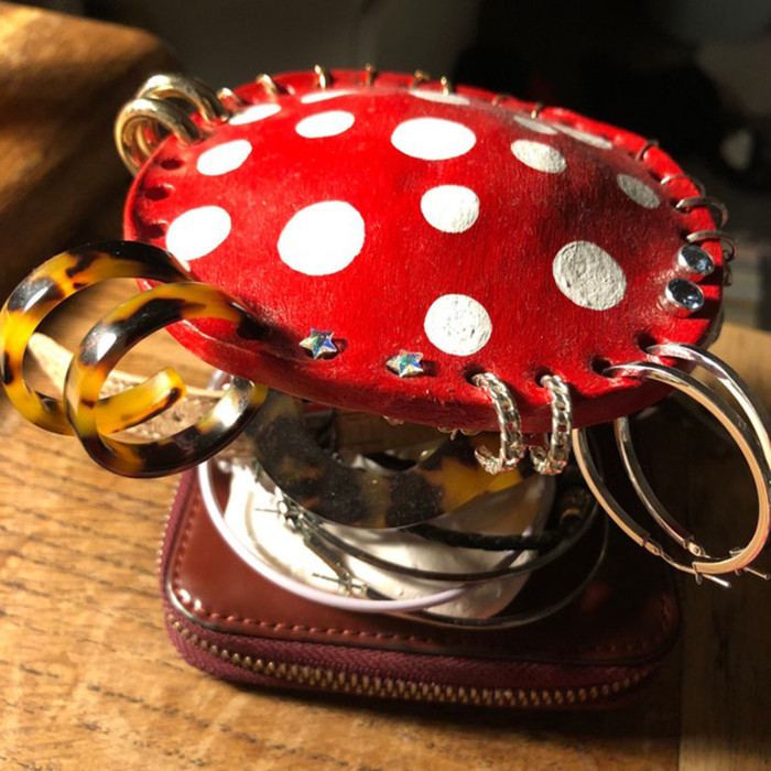 1pc New Resin Mushroom Earring Holder, Table Storage Ornaments Decoration Display Rack For Jewelry, Red Mushroom Design Jewelry Organizer