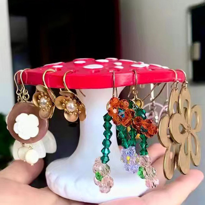 1pc New Resin Mushroom Earring Holder, Table Storage Ornaments Decoration Display Rack For Jewelry, Red Mushroom Design Jewelry Organizer