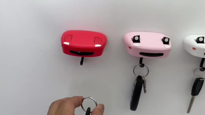 Eclectic Style Pop-Up Headlights Key Holder, Wall Mount Plastic Key Rack with Easy Installation, Fun Pop-Out Car Light Feature
