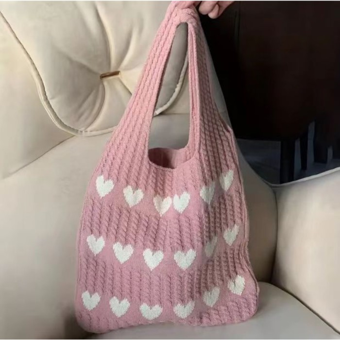 Women's knitted handbags, crochet shoulder bags, heart pattern handbags, beautiful daily knitted bags, sweet knitted shoulder bags