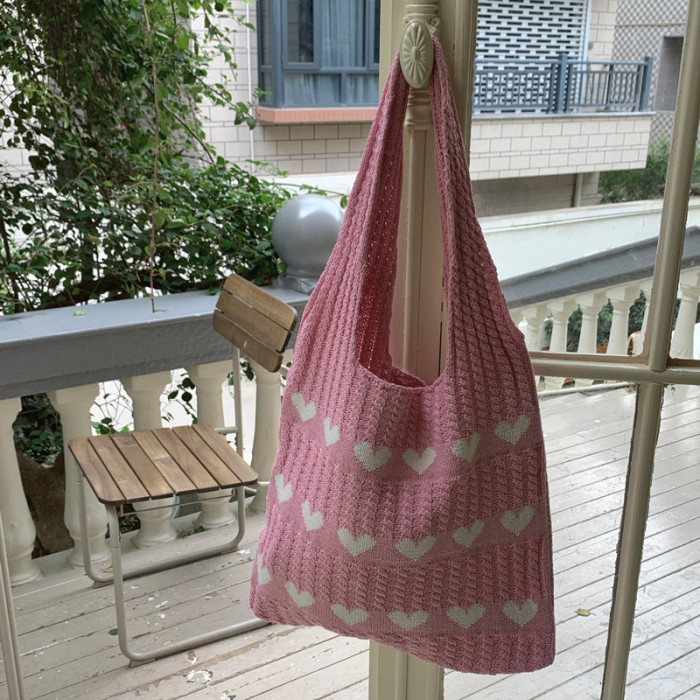 Women's knitted handbags, crochet shoulder bags, heart pattern handbags, beautiful daily knitted bags, sweet knitted shoulder bags