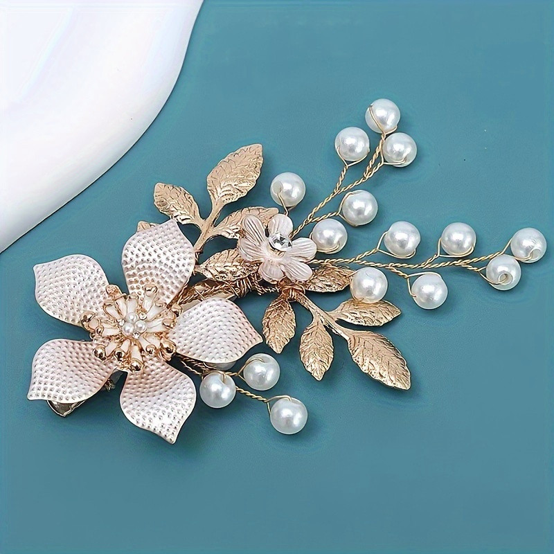 1pc Elegant Delicate Shiny Golden Hair Clip, Unique Eye-catching Fresh Flower Hair Clip, Women Girls Casual Party Wedding Decors, Princess Fairy Style Vintage Hair Accessories, Gift Photo Props