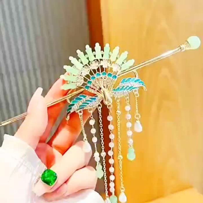 Elegant Vintage-Inspired Peacock Hairpin with Imitation Jade & Tassel - Zinc Alloy, Twist\u002FHollow Design for Cheongsam & Traditional Dress Accessories