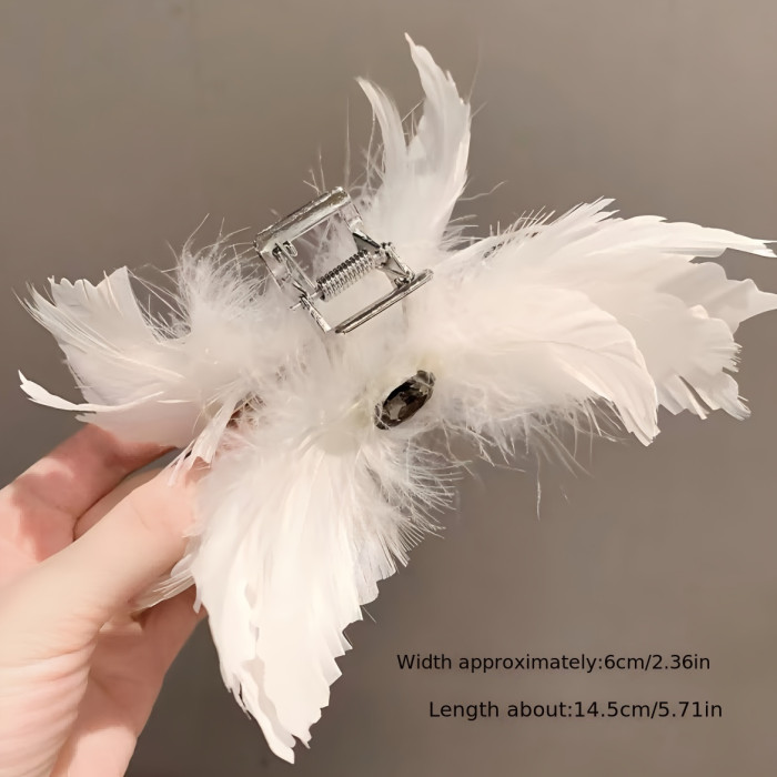 Elegant Ostrich Feather Hair Claw - Large, Strong Grip Shark Clip for Ballet & Stage Performances - Vintage Style Alloy Accessory