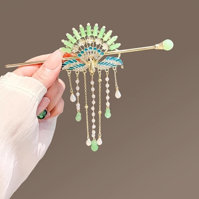 Elegant Vintage-Inspired Peacock Hairpin with Imitation Jade & Tassel - Zinc Alloy, Twist\u002FHollow Design for Cheongsam & Traditional Dress Accessories