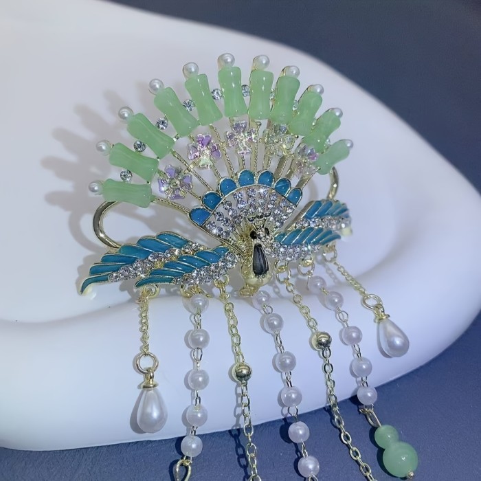 Elegant Vintage-Inspired Peacock Hairpin with Imitation Jade & Tassel - Zinc Alloy, Twist\u002FHollow Design for Cheongsam & Traditional Dress Accessories