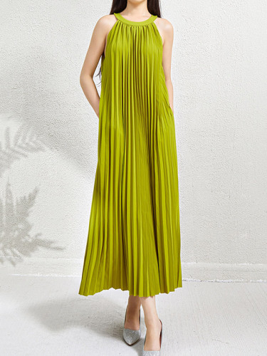 Solid Color Pockets Pleated Hollow Sleeveless Loose Halter-Neck Maxi Dresses