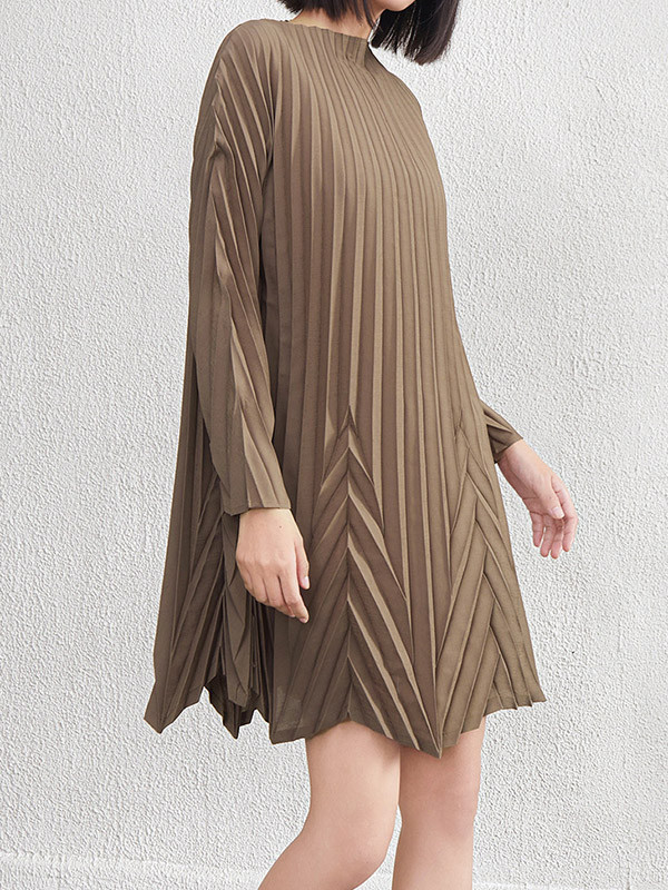 Solid Color Pleated Loose Long Sleeves Round-Neck Mini Dresses