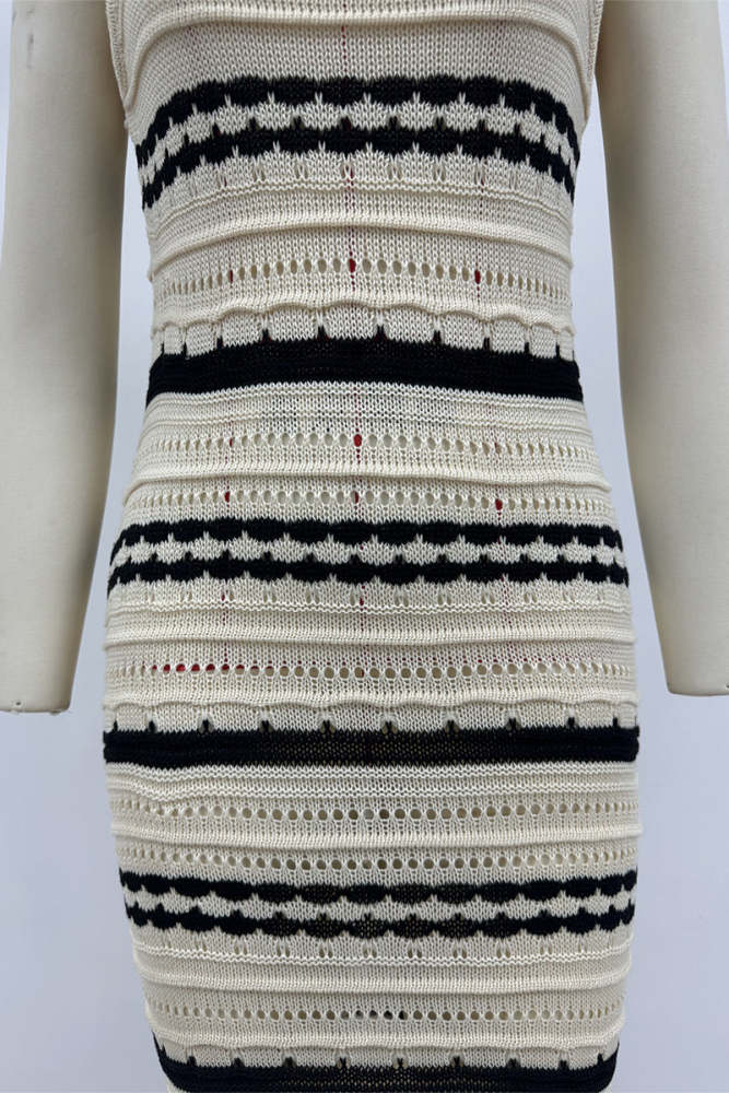 Sexy Stripe Weave Contrast U Neck One Step Skirt Dresses