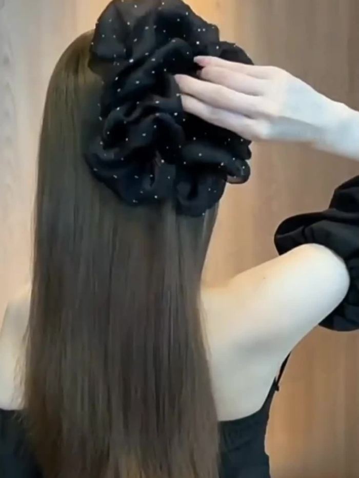 1pc Elegant Honey Girl Style Hair Claw with Rhinestone Embellishments, Solid Color Mesh Bowknot Design, Versatile Fashion Accessory for Teens, All-Season Daily & Casual Wear, Hair Accessories for Girls