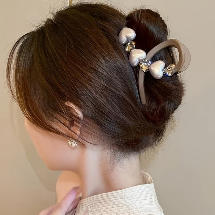 Elegant Heart-Shaped Faux Pearl & Rhinestone Hair Claw - Vintage Style, Medium Size, Perfect for Valentine's Day
