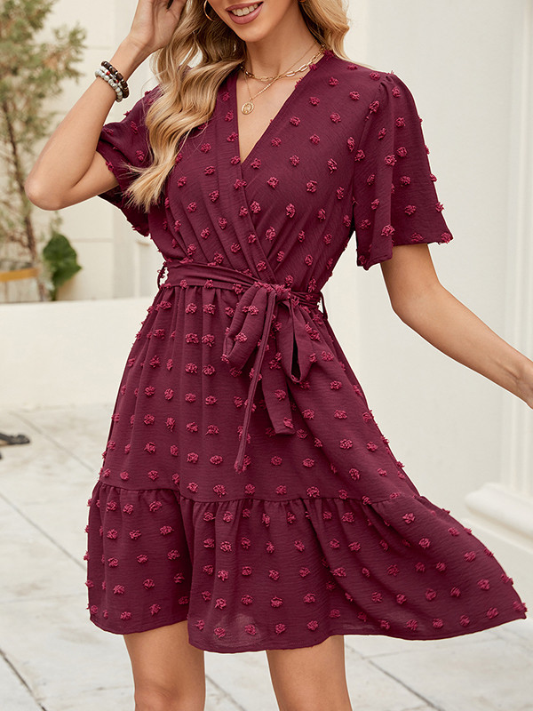 Tied Waist Solid Color Pleated Jacquard Short Sleeves Loose V-Neck Mini Dresses