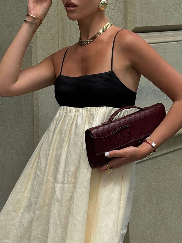 Split-Joint Pleated Contrast Color Loose A-Line Spaghetti-Neck Maxi Dresses