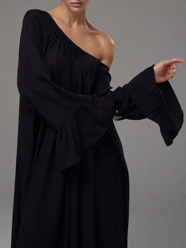 Split-Joint Solid Color Pleated Loose Flared Sleeves Round-Neck Maxi Dresses