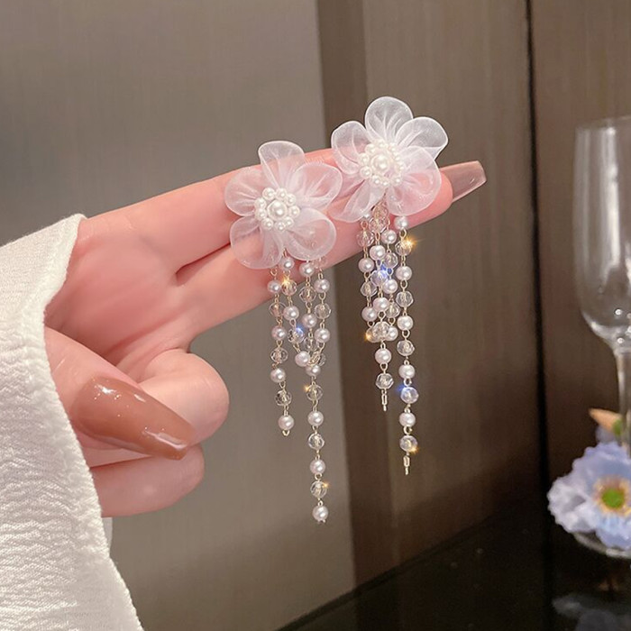 1 Pair of Elegant White Flower Beaded Long Tassel Earrings with Faux Pearls & Crystal Accents - Vintage Bohemian Style Alloy Dangle Earrings, Perfect for Everyday Glamour & Special Gifts, Novelty Earrings