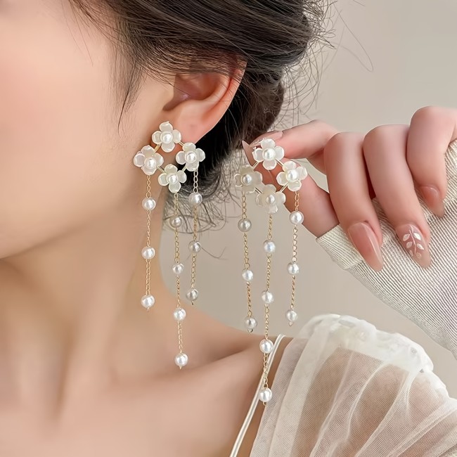 Elegant Floral Tassel Drop Earrings with Imitation Pearls - Long Alloy Dangle Ear Studs for Women, Sophisticated Design for Daily Wear and Special Occasions, Vacation Elegant Wear|Detailed Craftsmanship|Alloy Construction, Pearl Earrings